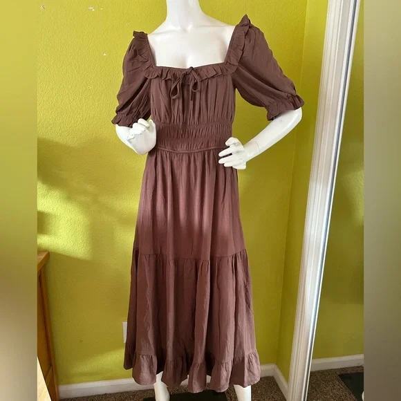 NWT Trixxi Los Angeles Brown Maxi Dress - Picture 1 of 6